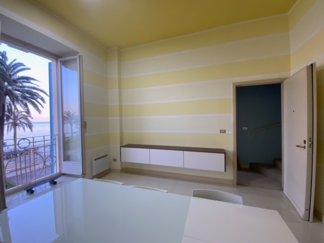 Bilocale 5 Palace Fronte Mare